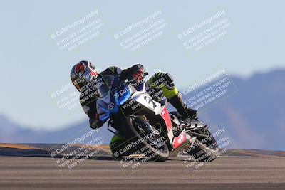 media/Nov-06-2023-Moto Forza (Mon) [[ce023d0744]]/3-Intermediate Group/Session 5 (Turn 9)/